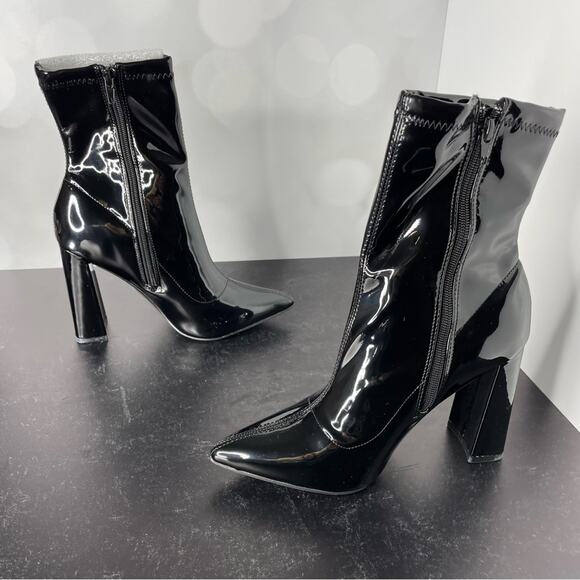 JOURNEE COLLECTION Women's Veralee Bootie Black Sz 6.5 - Picture 3 of 6